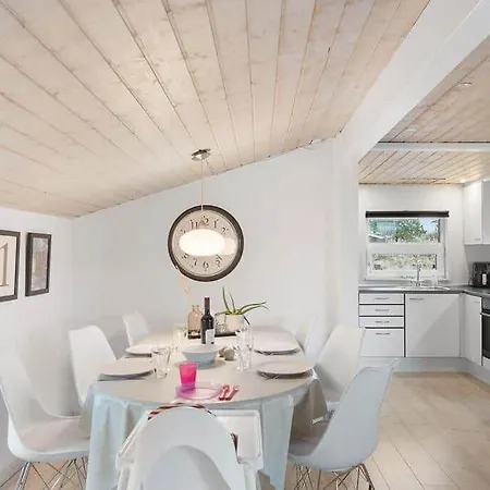 Bl1253-blokhus-frederiksensvej-27 Ferienhaus *